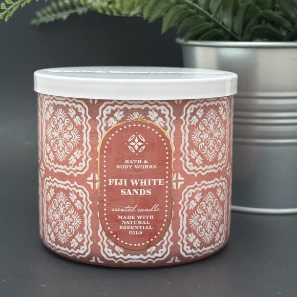 BBW Fiji White Sands Bath & Body Works 3 Wick Candle - Picture 1 of 10